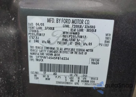 2005 Ford F-150 Fx4/Lariat/Xlt from USA, damaged, VIN 1FTPW14545FB16234